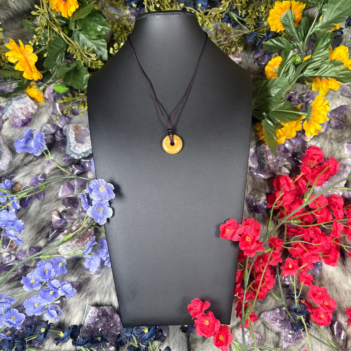 Yellow Jade Eternal Circle Necklace