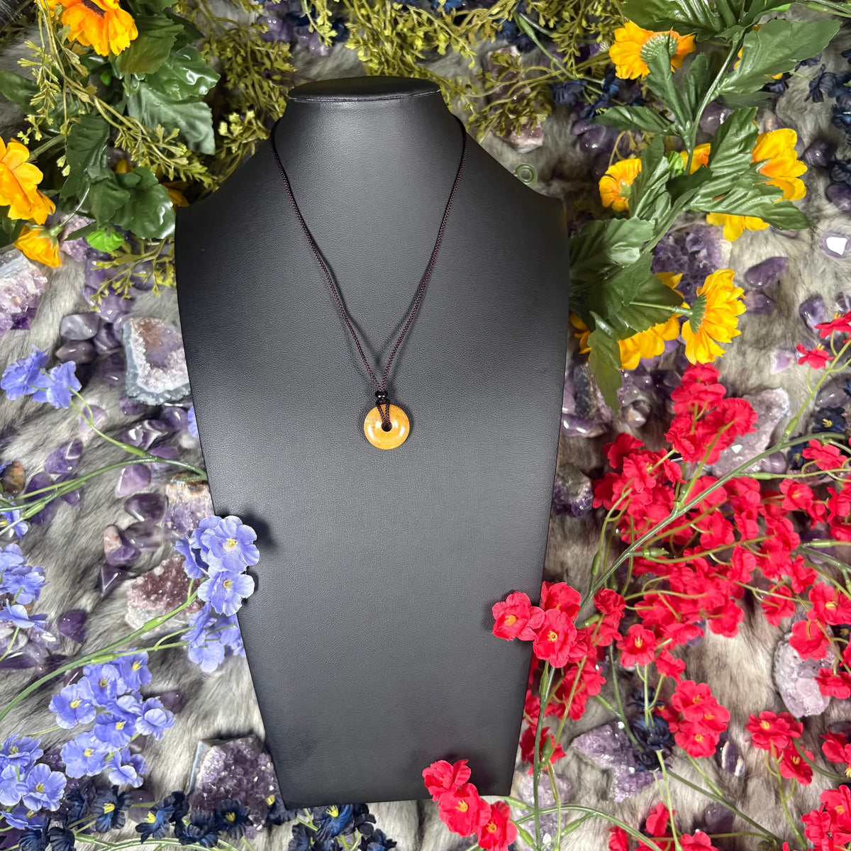 Yellow Jade Eternal Circle Necklace