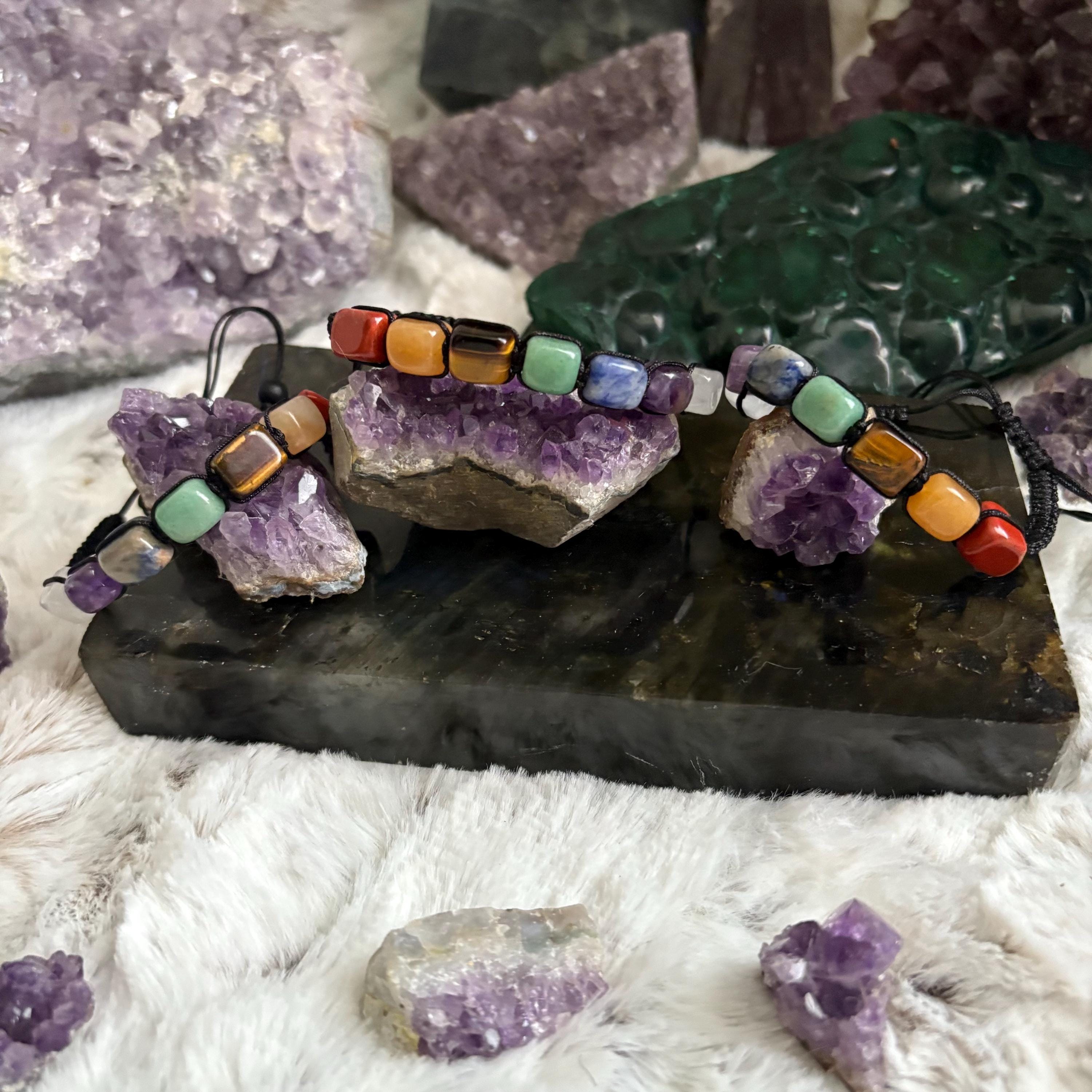 7 Chakra Crystal Bracelet - ADJUSTABLE.