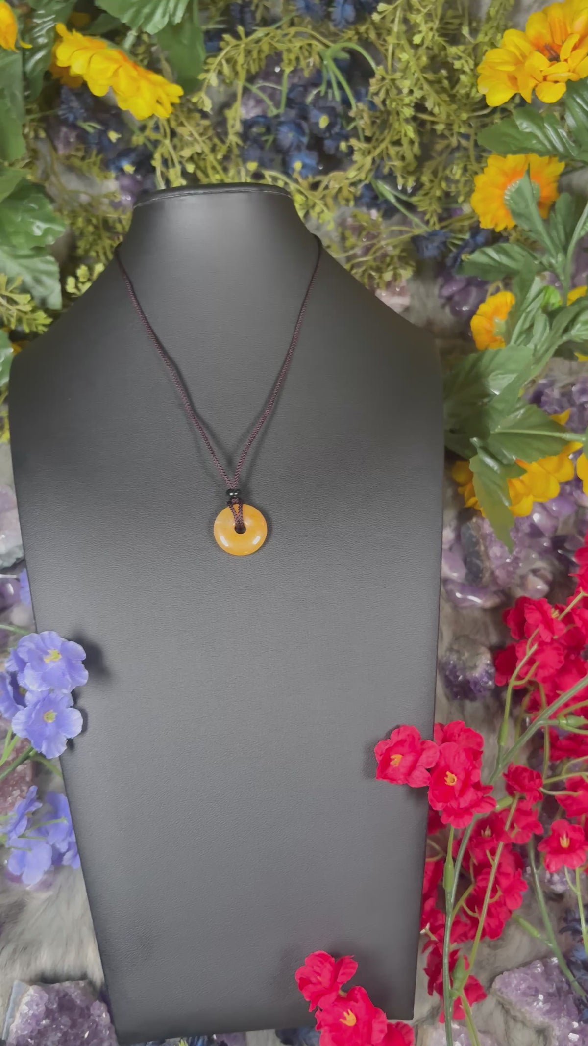 Yellow Jade Eternal Circle Necklace